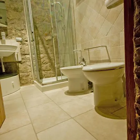 Bed & Breakfast Aiceltis 4*