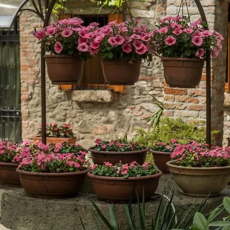 Aiceltis فندق مبيت وإفطار