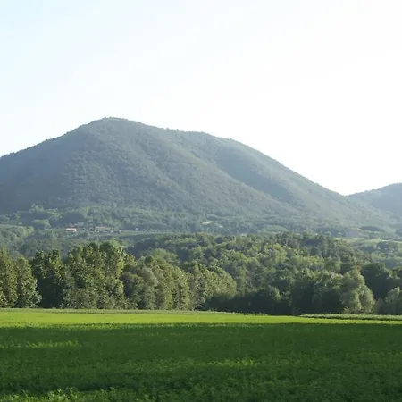 Aiceltis Bed and Breakfast 4*